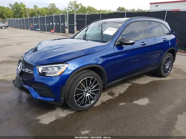 W1N0G8DB2MF957814 2021 MERCEDES-BENZ GLC - Image 2