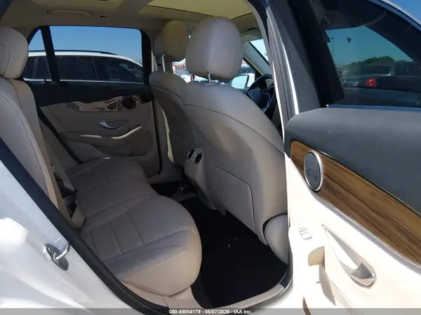 W1N0G8DB2MV263162 2021 MERCEDES-BENZ GLC - Image 8