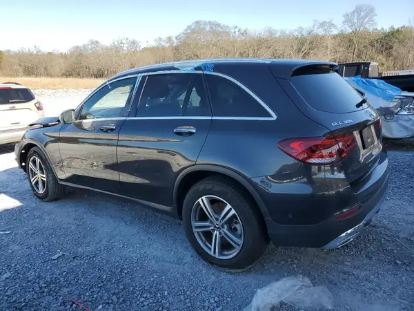 W1N0G8DB2MV266868 2021 MERCEDES-BENZ GLC - Image 2