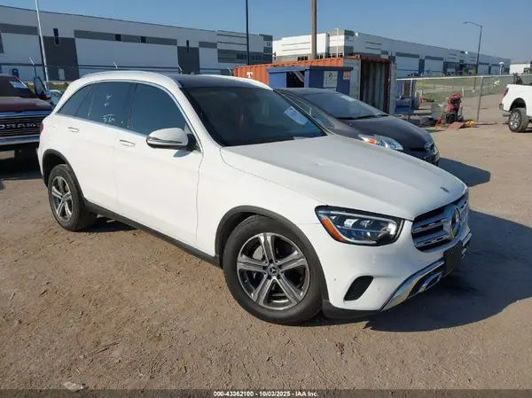 W1N0G8DB2MV283654 2021 MERCEDES-BENZ GLC - Image 1