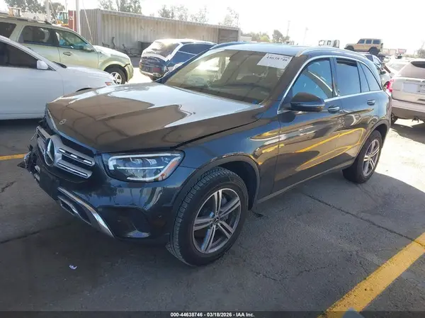 W1N0G8DB2MV307449 2021 MERCEDES-BENZ GLC - Image 2