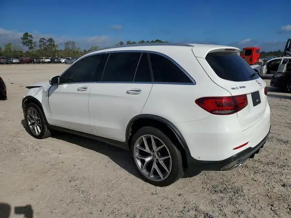 W1N0G8DB2MV318841 2021 MERCEDES-BENZ GLC - Image 2