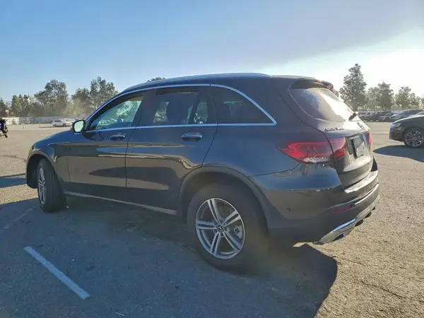 W1N0G8DB2MV320525 2021 MERCEDES-BENZ GLC - Image 2