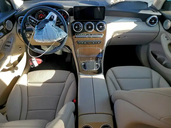 W1N0G8DB2MV320525 2021 MERCEDES-BENZ GLC - Image 8