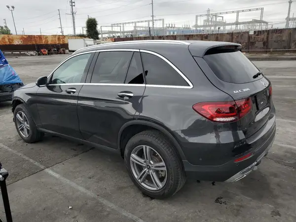 W1N0G8DB2NV360833 2022 MERCEDES-BENZ GLC - Image 2