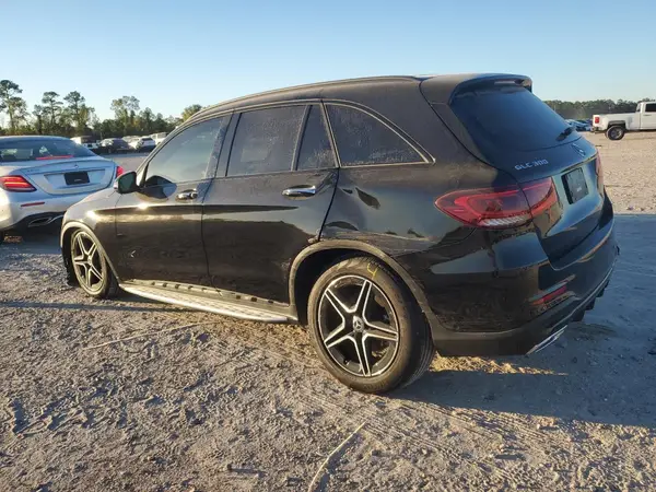 W1N0G8DB2NV369449 2022 MERCEDES-BENZ GLC - Image 2