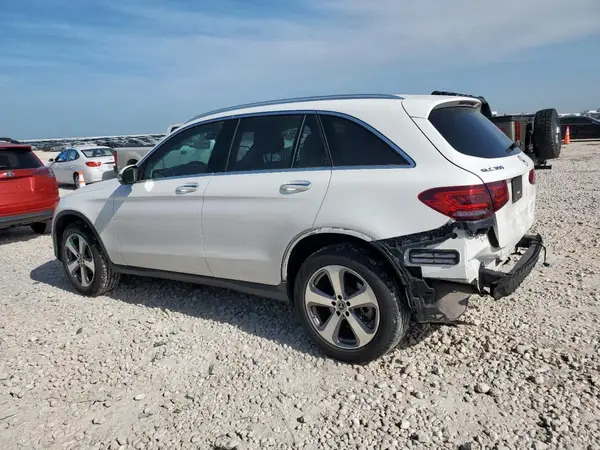 W1N0G8DB2NV374635 2022 MERCEDES-BENZ GLC - Image 2