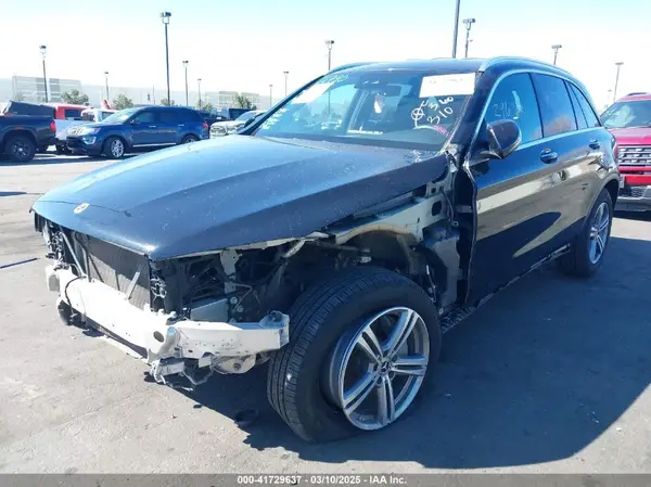 W1N0G8DB2NV375283 2022 MERCEDES-BENZ GLC - Image 2