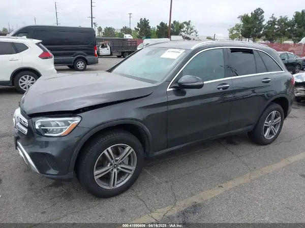 W1N0G8DB2NV379236 2022 MERCEDES-BENZ GLC - Image 2