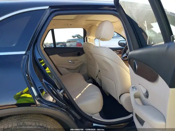 W1N0G8DB3LF768054 2020 MERCEDES-BENZ GLC - Image 8