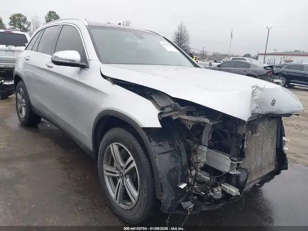 W1N0G8DB3LF794282 2020 MERCEDES-BENZ GLC - Image 1