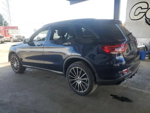 W1N0G8DB3LF817303 2020 MERCEDES-BENZ GLC - Image 2