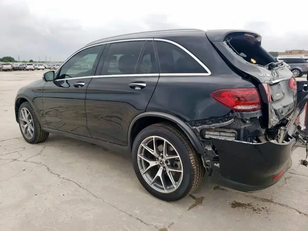W1N0G8DB3MF869354 2021 MERCEDES-BENZ GLC - Image 2