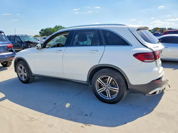 W1N0G8DB3MF891225 2021 MERCEDES-BENZ GLC - Image 2