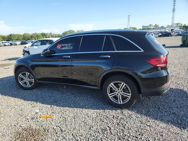 W1N0G8DB3MF927382 2021 MERCEDES-BENZ GLC - Image 2