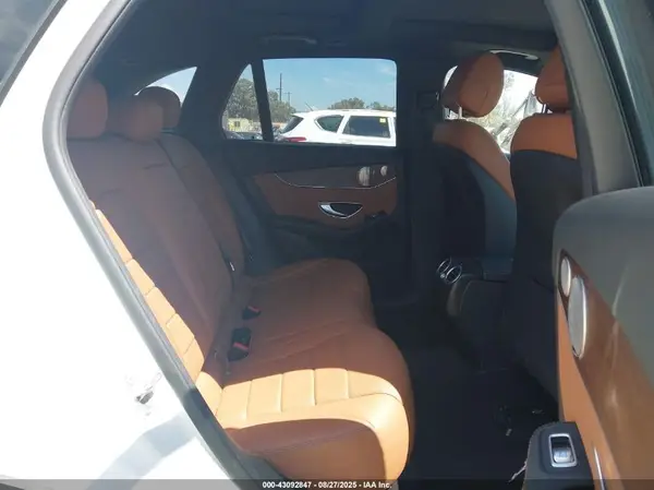 W1N0G8DB3MF937894 2021 MERCEDES-BENZ GLC - Image 8