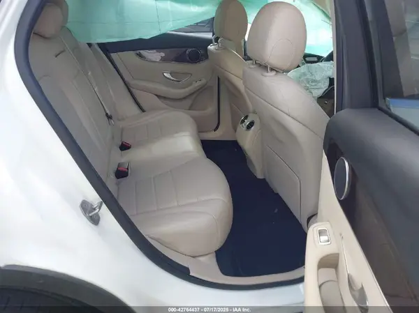 W1N0G8DB3MF938558 2021 MERCEDES-BENZ GLC - Image 8
