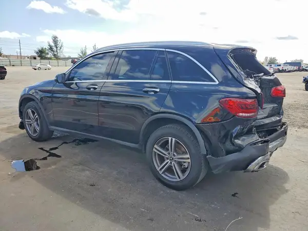 W1N0G8DB3MF945235 2021 MERCEDES-BENZ GLC - Image 2