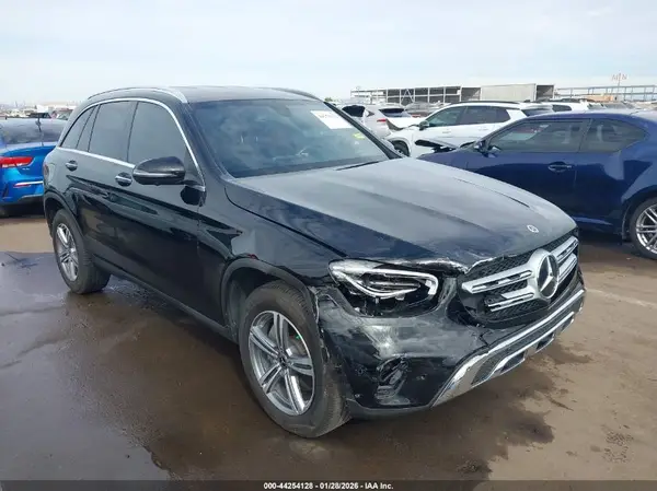 W1N0G8DB3MV265678 2021 MERCEDES-BENZ GLC - Image 1