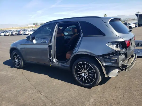W1N0G8DB3MV272792 2021 MERCEDES-BENZ GLC - Image 2