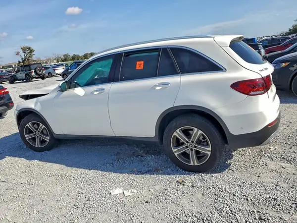 W1N0G8DB3MV281573 2021 MERCEDES-BENZ GLC - Image 2