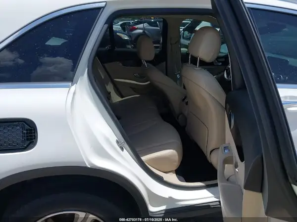 W1N0G8DB3MV322767 2021 MERCEDES-BENZ GLC - Image 8
