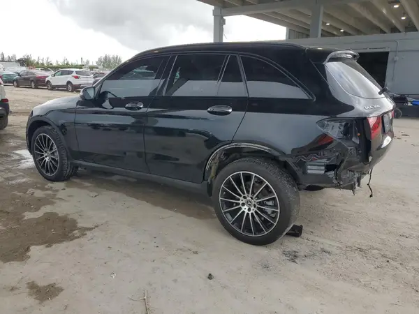 W1N0G8DB3NV346729 2022 MERCEDES-BENZ GLC - Image 2