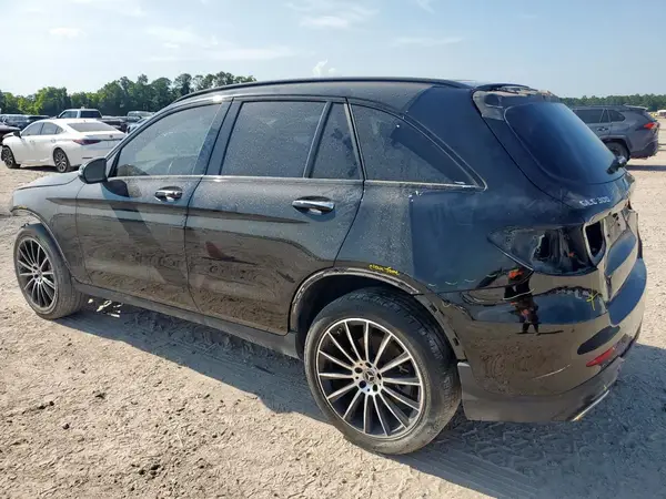 W1N0G8DB3NV369993 2022 MERCEDES-BENZ GLC - Image 2