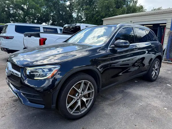 W1N0G8DB4LF775546 2020 MERCEDES-BENZ GLC - Image 2