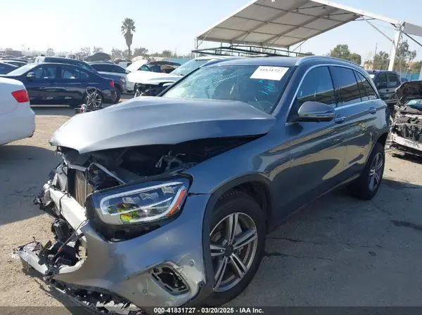 W1N0G8DB4LF802826 2020 MERCEDES-BENZ GLC - Image 2
