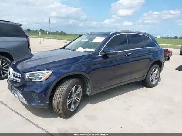 W1N0G8DB4MF875096 2021 MERCEDES-BENZ GLC - Image 2