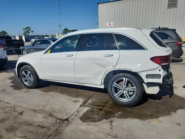 W1N0G8DB4MV269626 2021 MERCEDES-BENZ GLC - Image 2