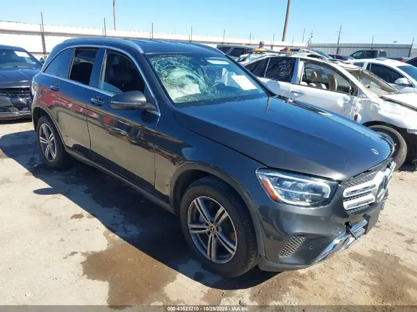 W1N0G8DB4MV297474 2021 MERCEDES-BENZ GLC - Image 1