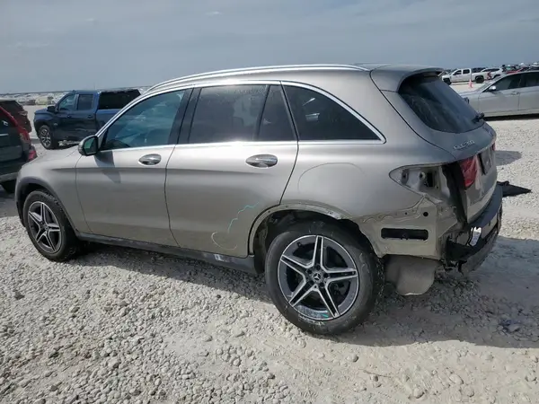 W1N0G8DB4NG067939 2022 MERCEDES-BENZ GLC - Image 2
