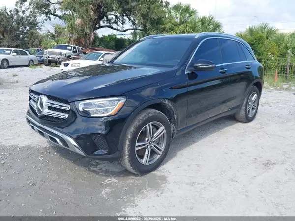 W1N0G8DB4NG080996 2022 MERCEDES-BENZ GLC - Image 2