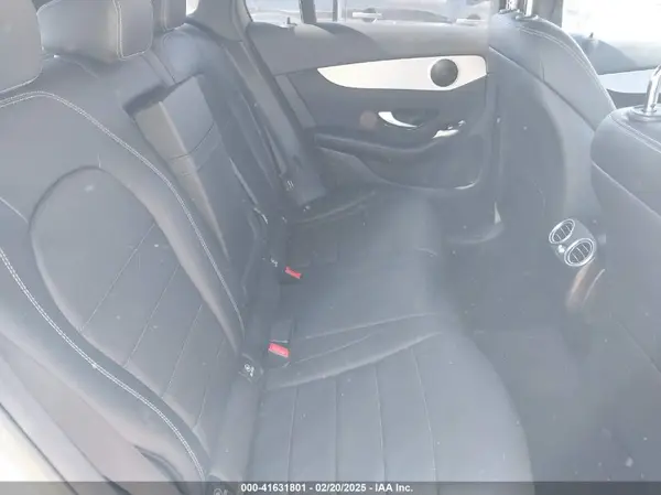 W1N0G8DB4NG087818 2022 MERCEDES-BENZ GLC - Image 8