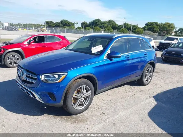 W1N0G8DB4NG101149 2022 MERCEDES-BENZ GLC - Image 2