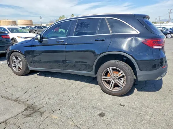 W1N0G8DB4NV383014 2022 MERCEDES-BENZ GLC - Image 2