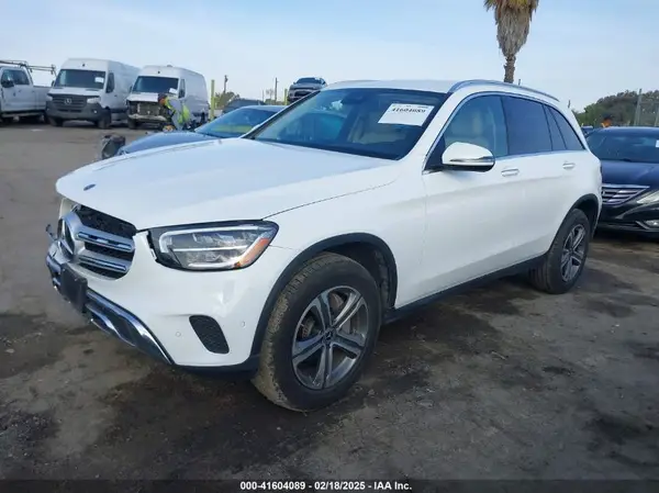 W1N0G8DB4NV391307 2022 MERCEDES-BENZ GLC - Image 2