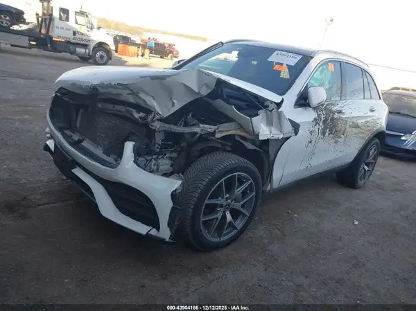 W1N0G8DB5LF773871 2020 MERCEDES-BENZ GLC - Image 2