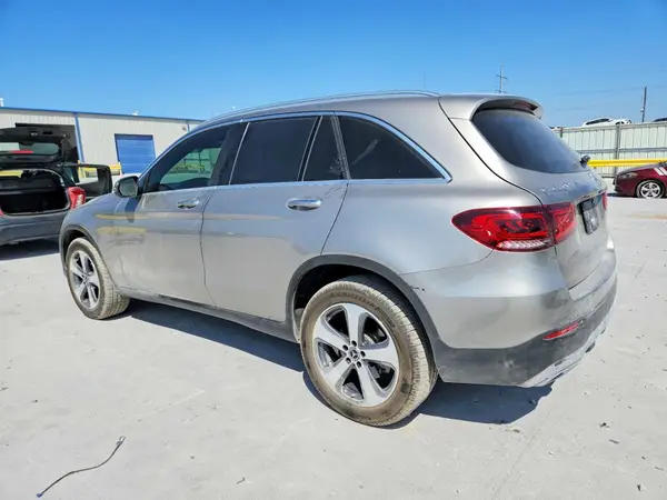 W1N0G8DB5LF774664 2020 MERCEDES-BENZ GLC - Image 2