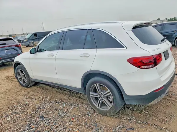 W1N0G8DB5LF793523 2020 MERCEDES-BENZ GLC - Image 2