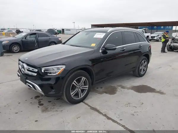 W1N0G8DB5LF802950 2020 MERCEDES-BENZ GLC - Image 2