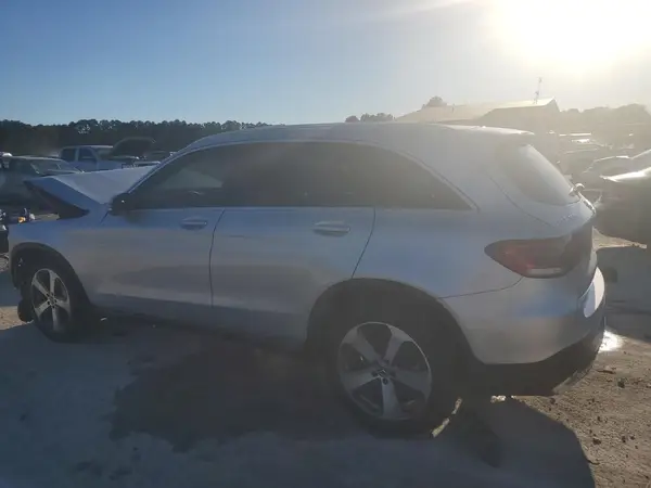 W1N0G8DB5LF815097 2020 MERCEDES-BENZ GLC - Image 2
