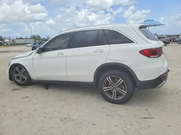 W1N0G8DB5LF857642 2020 MERCEDES-BENZ GLC - Image 2