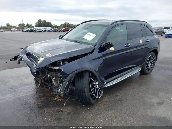 W1N0G8DB5MF867153 2021 MERCEDES-BENZ GLC - Image 2
