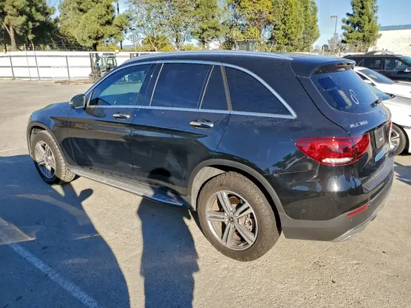 W1N0G8DB5MF872322 2021 MERCEDES-BENZ GLC - Image 2