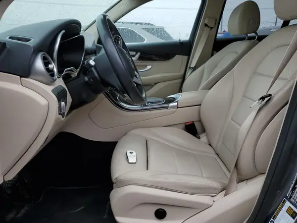 2021 MERCEDES-BENZ GLC auction photo 7