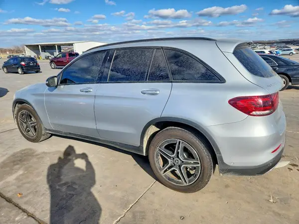 W1N0G8DB5MF963493 2021 MERCEDES-BENZ GLC - Image 2