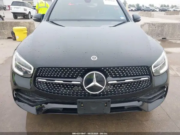 2021 MERCEDES-BENZ GLC auction photo 6